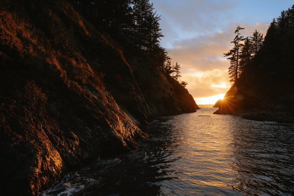 Sunset at Cape Disappointment near Illwaco